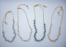 Load image into Gallery viewer, Fresh water Pearl Lei Lux