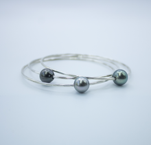 Load image into Gallery viewer, Ocean Goddess Bangle