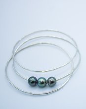 Load image into Gallery viewer, Beach Girl Wave Tahitian Trio Bangles