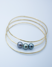 Load image into Gallery viewer, Beach Girl Wave Tahitian Trio Bangles