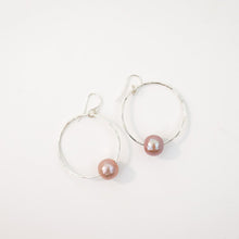 Load image into Gallery viewer, Edison Pearl Hoops
