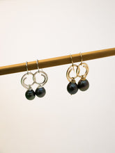 Load image into Gallery viewer, Positive Spiral dangle earrings with Tahitian pearls

