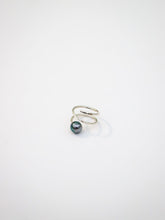 Load image into Gallery viewer, Tahitian Pearl Wrap Ring
