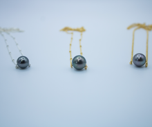 Load image into Gallery viewer, Single Tahitian Pearl Slide Necklace
